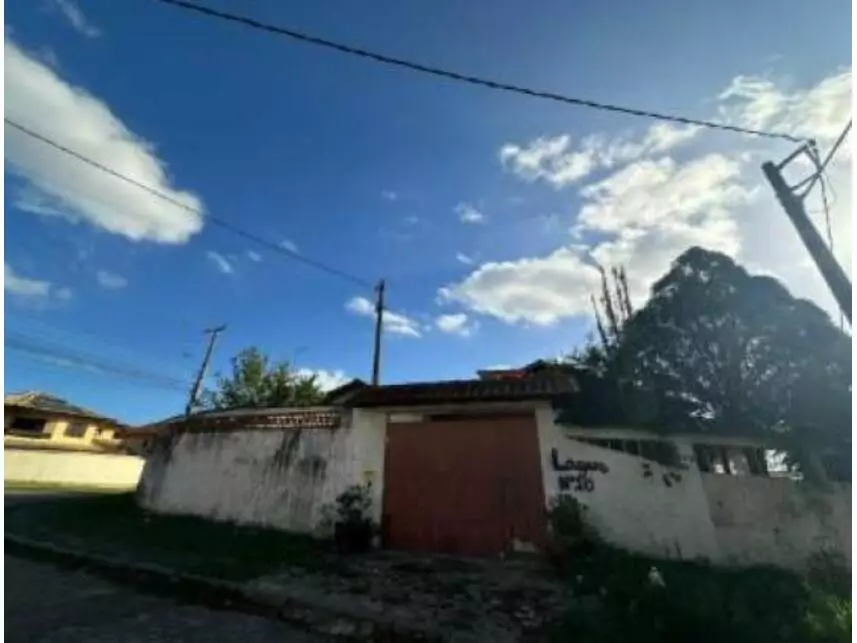 Casa com 2 quartos, 1 banheiro e 125m² de área construída