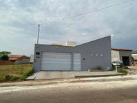 Casa 2 Quartos, 1 Banheiro, 157,7m² Construída - Ocupada