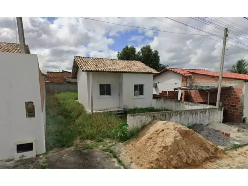 Casa em leilão com 40m² construída em Alagoinhas/BA