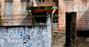Direitos - Alienação da posse do Prédio com 246m² construídos, ocupado