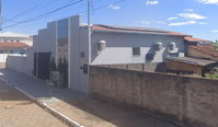 Casa residencial alto padrão com 1 quarto, 1 banheiro e área construída de 93m²