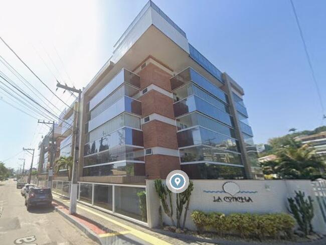 Apartamento com 3 quartos, 195m² e 2 vagas de garagem