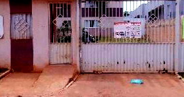 Apartamento com 2 quartos, varanda e vaga de garagem