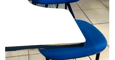 92 Carteiras universitárias em bom estado, Goiânia