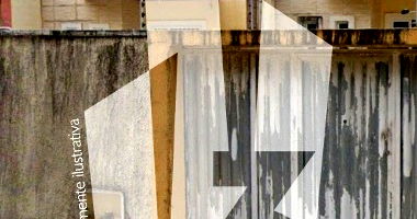 Casa com 2 quartos, 2 banheiros, 80,87m² construída, desocupada