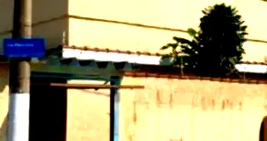 Sobrado com 2 suítes, 2 vagas e 200m² construídos, imóvel ocupado