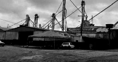 Galpão industrial com 2.595 m² em São Felix