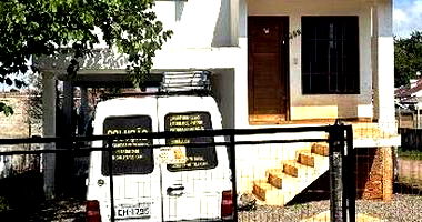 Casa com 2 quartos, 1 banheiro, vaga de garagem e 49,46m² construída