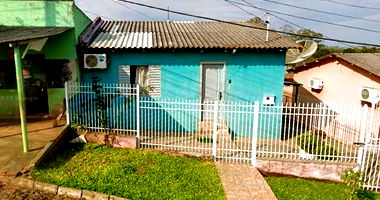 Casa 54m², 2 quartos, ocupada