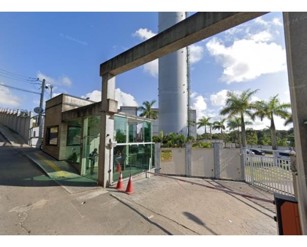 Apartamento com 2 quartos e vaga de garagem em Lauro de Freitas/BA