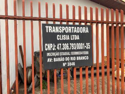 Casa padrão com 0 vagas de garagem, 190m² construída, ocupada