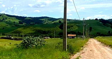 Terreno de 1000m² em Loteamento Vale do Sol