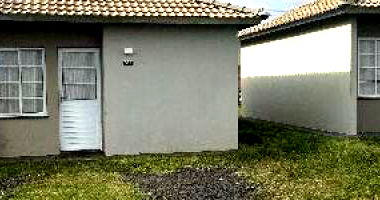 Casa em Assis/SP com 2 quartos e 43,85m²