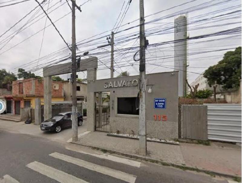 Apartamento com 2 Quartos em Condomínio com Área de Lazer