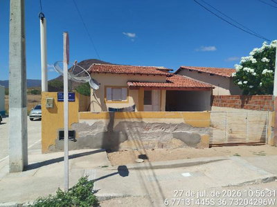 Casa 2 quartos, 2 banheiros e 82m²