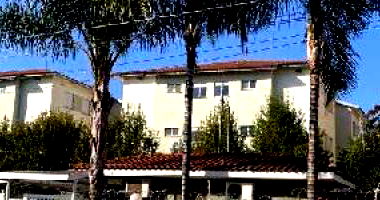 Apartamento com 2 quartos, 1 banheiro e 1 vaga