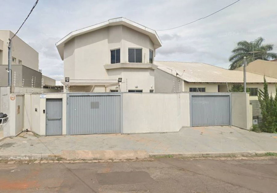 Casa com 4 dormitórios, 5 banheiros, 456m² em Itanhanga Park