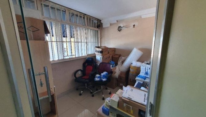 Sala Comercial com 41,02 m², 1 banheiro, ocupada