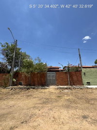 Casa com 2 quartos, 1 vaga de garagem e 66,63m² de área privada