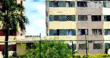 Apartamento com 2 quartos, 1 vaga, 79,96 m², ocupado