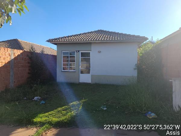 Casa com 2 quartos, banheiro, sala e cozinha, 45,47m² construída