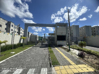 Apartamento com 2 Quartos e Vaga em Jaboatão dos Guararapes