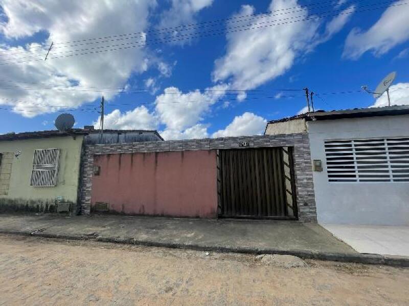 Casa com 2 Quartos e 1 Vaga em Arauá/SE