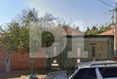Casa ocupada com 42,56 m² e 5 cômodos