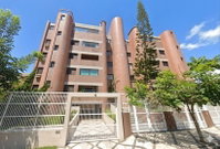 Apartamento Duplex com 3 Quartos e Varanda em Peruíbe/SP