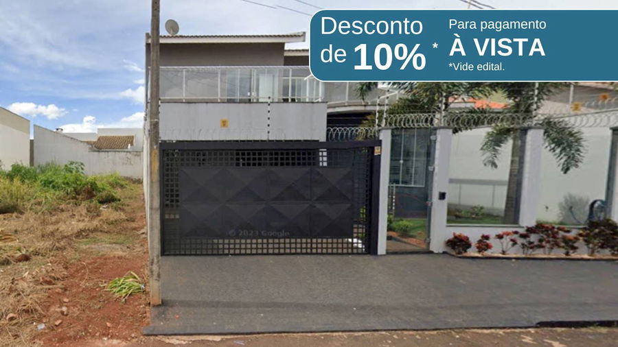 Casa no Residencial Interlagos com 257,68 m² de área construída