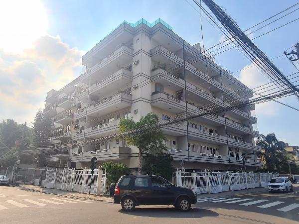 Apartamento com 1 Vaga na Garagem em Nova Iguaçu