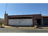 Casa Ocupada em Piracicaba/SP com 379,50m² de Terreno