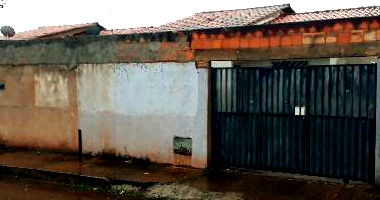 Casa com 2 quartos, varanda e 55,6m²