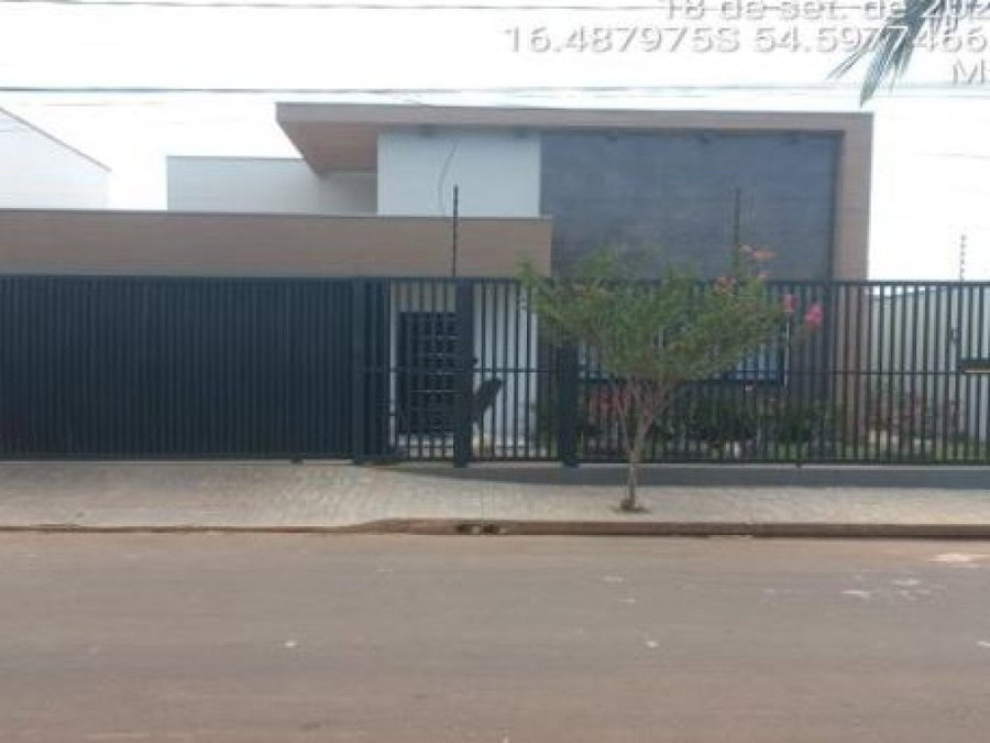 Casa com 181m² em Rondonópolis - MT