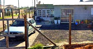 Terreno residencial com 300 m² na Praia Rainha do Mar, desocupado