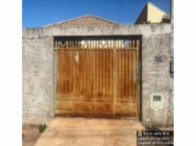 Casa com 43,85 m² de área privativa e 160 m² de terreno