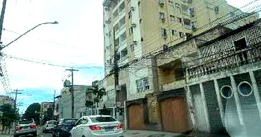 Apartamento com 2 quartos, 1 banheiro e 1 vaga em Campos dos Goytacazes