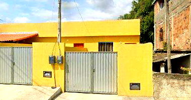 Casa com 2 quartos, banheiro, sala e cozinha, 38,55m² construída
