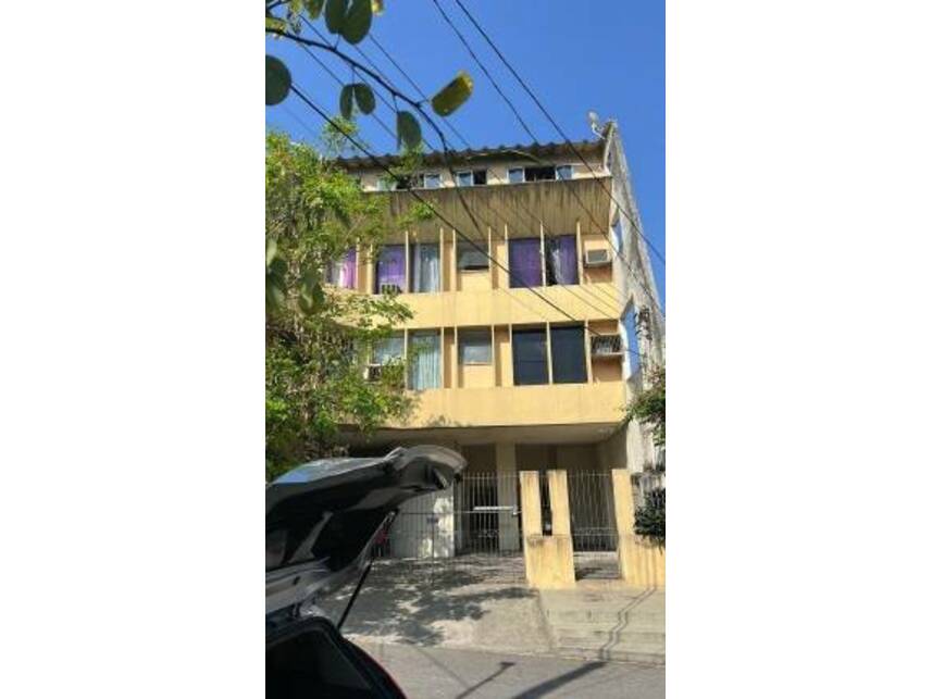 Apartamento 22 Caonze - Oportunidade de Investimento em Leilão