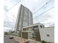 Apartamento com 4 Vagas em Leilão