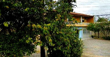 Imóvel Comercial com Área Construída Próxima ao Terreno, Desocupado