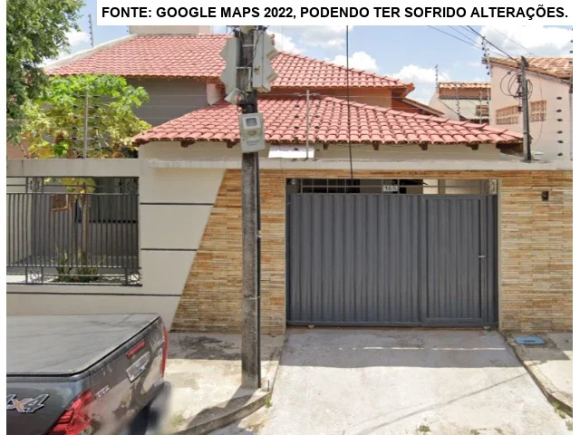 Casa ocupada com 3 quartos, 3 banheiros e 124,70m²