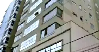 Apartamento Ocupado com 2 Vagas em Leilão - Meia Praia, Itapema/SC