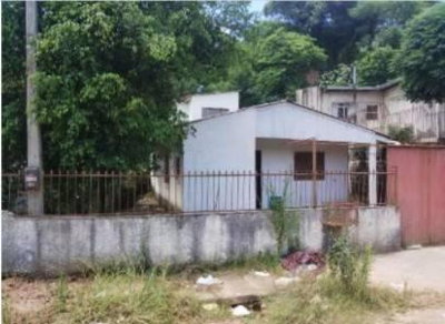 Casa Ocupada com Terreno em Viamão-RS