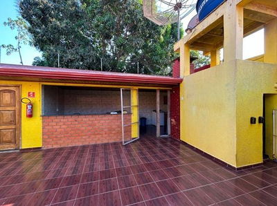 Casa com 2 quartos e área de 232,50m² em Nova Brasília