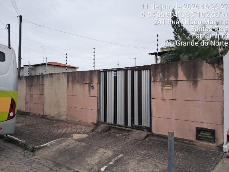 Casa com 3 Quartos e 3 Banheiros em Parnamirim