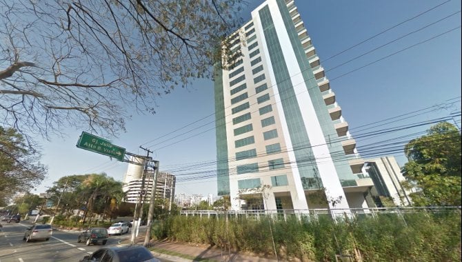 Sala Comercial 160 m² com 4 vagas e área total de 338 m²