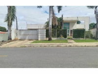 Casa com 3 quartos, 289,78m² construída, ocupada
