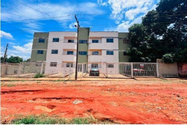 Apartamento 302 com vaga no Cond. Res. Canaã II - Luziânia/GO