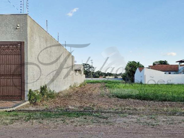 Terreno em Condomínio Portal do Tiet com 600m²
